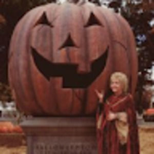 Meet your Posher, Madeline